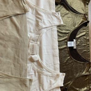 3 Chico Tank tops